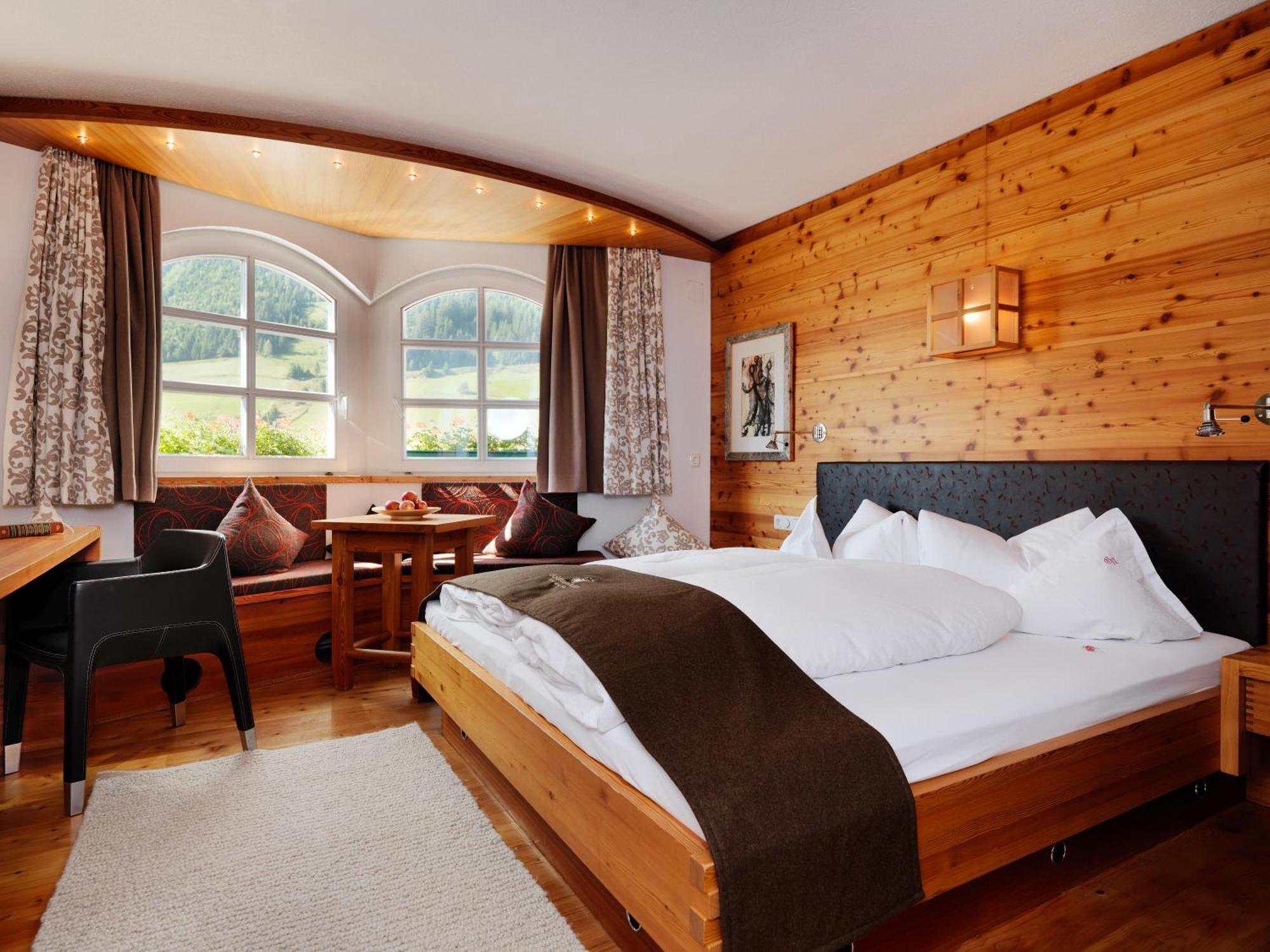 Hotel Goldener Adler - Im Sommer Silvretta Card Premium Inkludiert Ischgl Kültér fotó