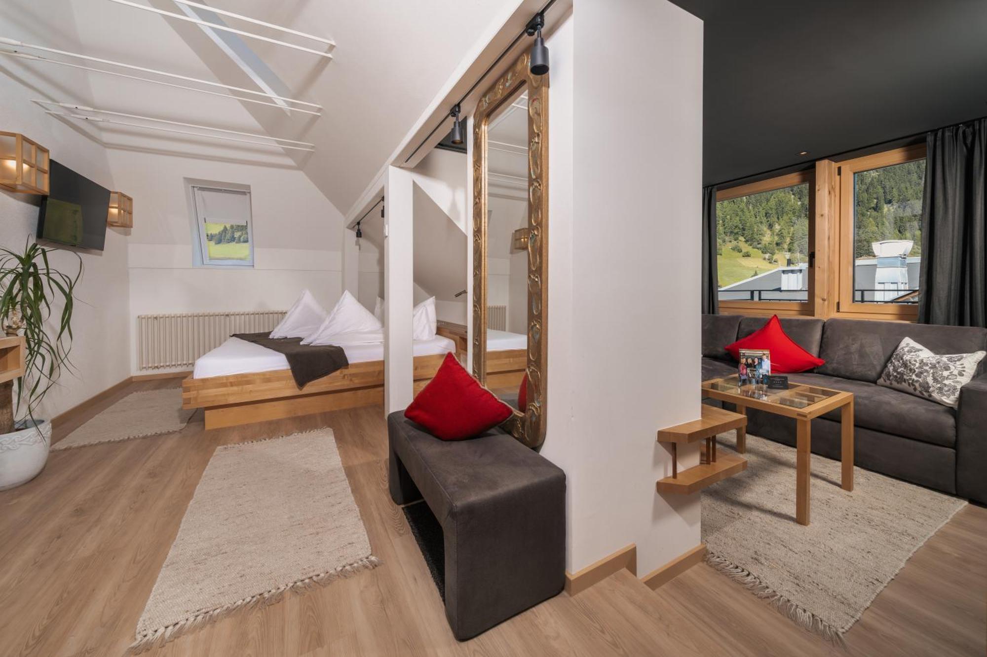 Hotel Goldener Adler - Im Sommer Silvretta Card Premium Inkludiert Ischgl Kültér fotó